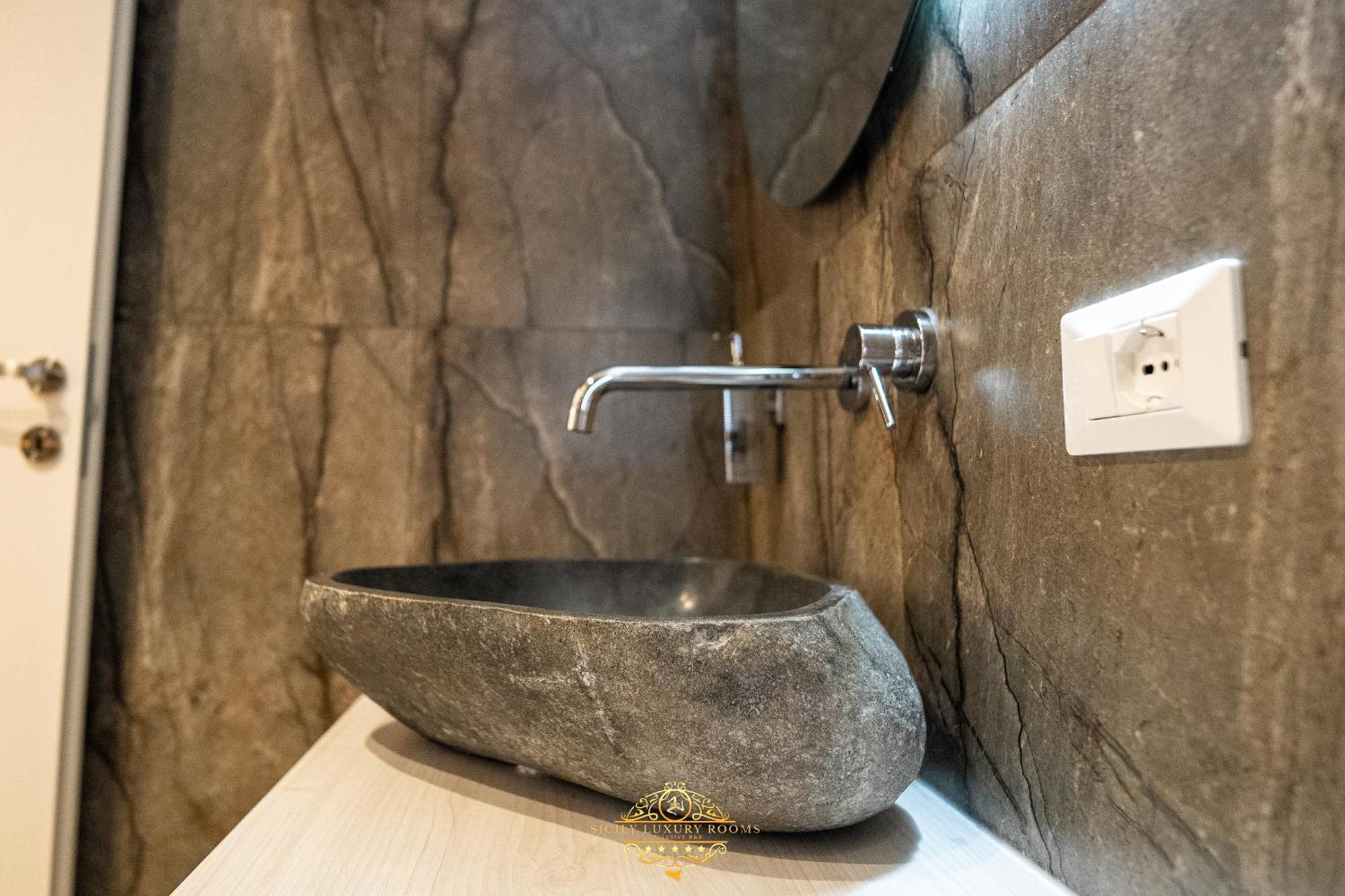 Sicily Luxury Rooms Palermo Exterior foto